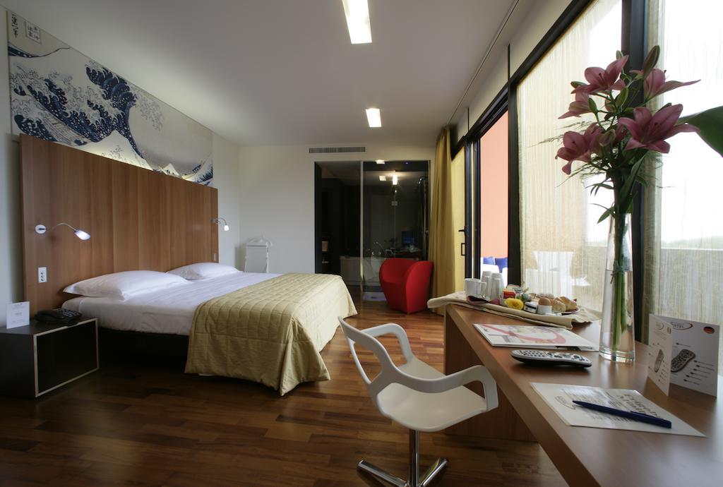 New Ipoint Hotel San Giovanni in Persiceto Exteriér fotografie
